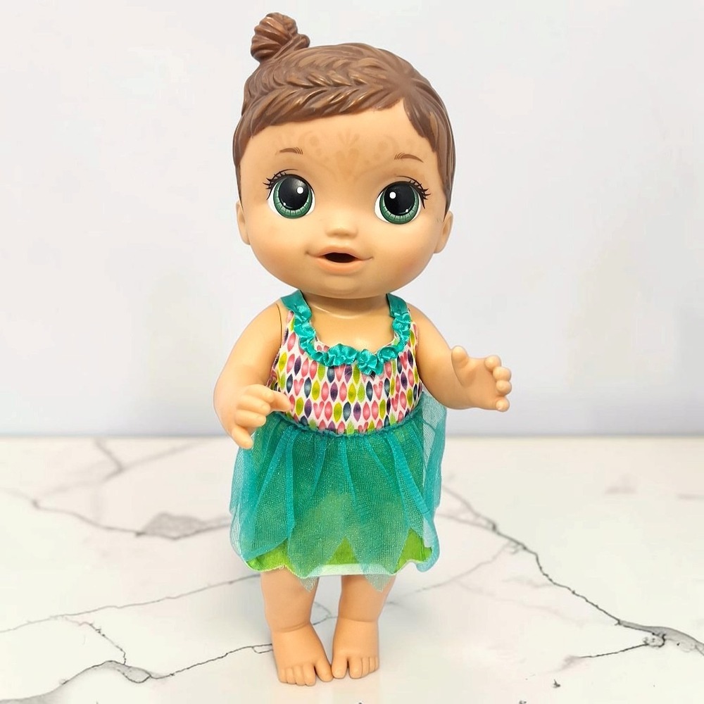 Hasbro Baby Alive Face Paint Fairy Doll 2016 Brown Hair Green Dress B9724 Toy
